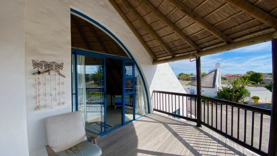 3 Bedroom Property for Sale in Dwarskersbos Western Cape